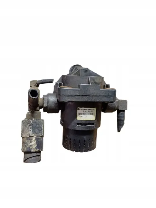 Válvula de relé OEM 81521166074 para MAN TGX/TGS E5/E6 image 4