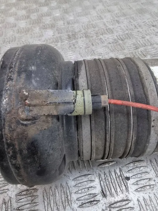 Audi Q7 Q8 Etu Ilmaisäle OEM 4M0616039AE image 6