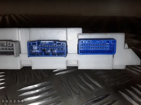 2012 Mazda 3 ECU BDG767560F 2200TD image 5