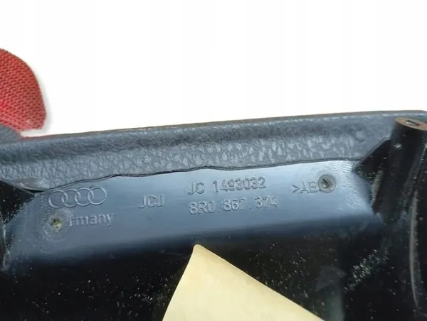 Audi Q5 8R Ovenkäsinoja OEM 8R0867374 Oikea Taka image 5