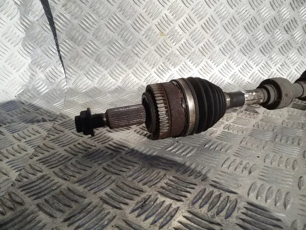 Höger fram axel Kia Sportage SL OE 495012Y060 image 2