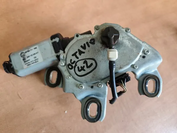 Motor limpiaparabrisas OEM 1Z5955711 para Skoda Octavia II image 2