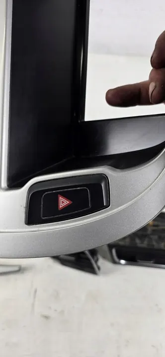 Grade de ventilação Audi A4 B8 07-12 OEM 8K1857186D image 9