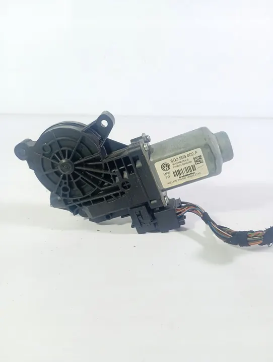 Linker Raam Motor VW POLO 02-11 OE 6Q2959802 image 1