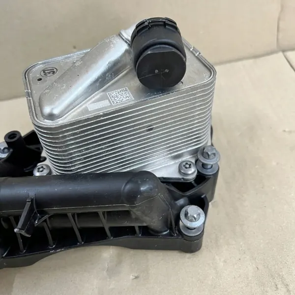Oljefilterfäste OEM 1185812 för BMW - Begagnad image 3