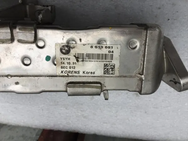 Refroidisseur EGR d'occasion pour BMW Série 5 F10 F20 F30 image 4