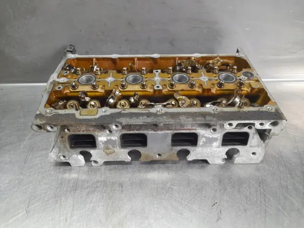 VW Audi 1.6 FSI Sylinterikansi OEM 03C103358S image 2