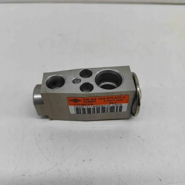 AC-kylarventil OEM T35514C för Audi Q4 Sportback image 2