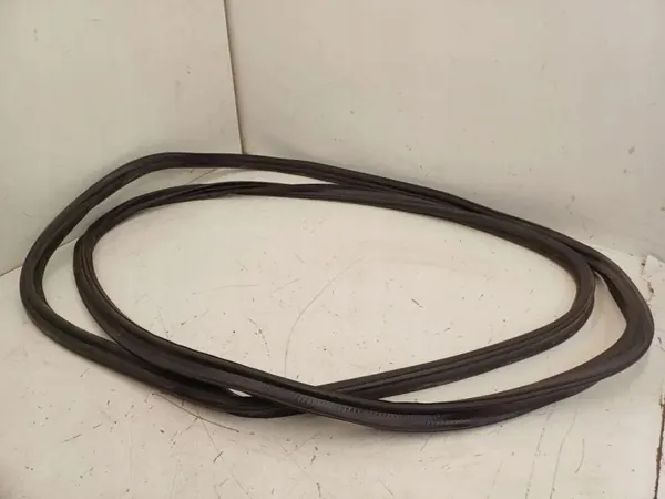 Junta da mala OEM 3V5827705B para Skoda Superb III image 2