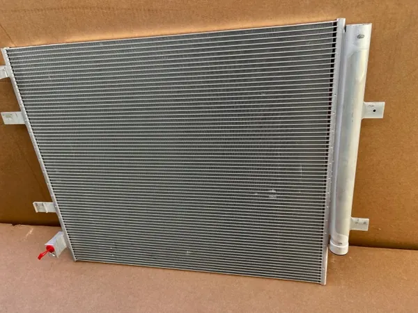 Condenseur AC OEM 1EA816411A pour VW ID.4/ID.3/ID.5 image 4