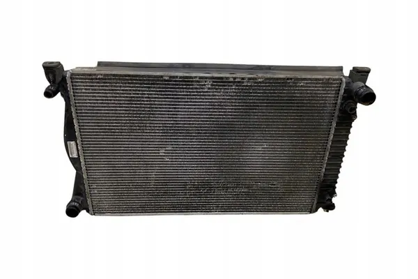 Radiador de agua AUDI A6 ALLROAD 3.0L diésel 2010 image 4