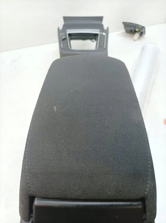 OEM 5907911252731 Accoudoir Console Skoda Superb II image 6