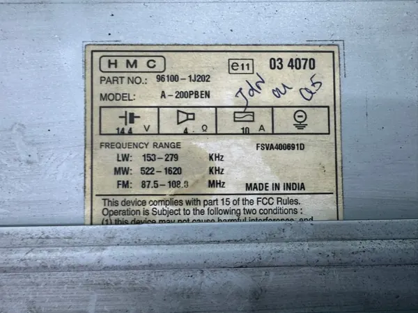 Radio CD MP3 OEM 96100-1J202 pour Hyundai i20 2008- image 7
