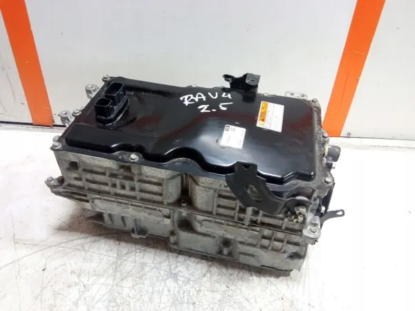 Toyota RAV4 Spanningsomvormer OEM G92A042010 image 2