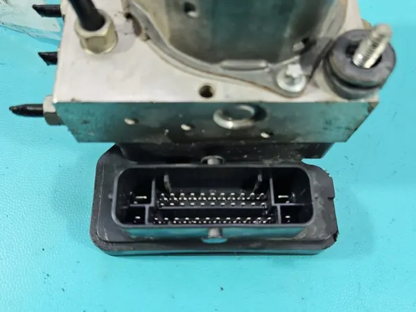 ABS-pumppu OEM 13435691 Opel Meriva B:lle image 3