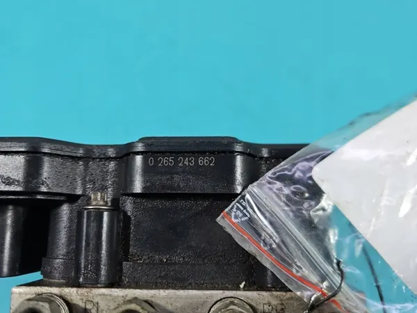 ABS-pumppu OEM 13435691 Opel Meriva B:lle image 8