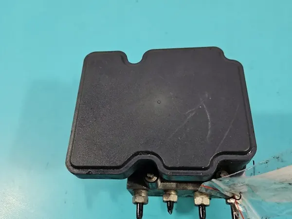 ABS-pumppu OEM 13435691 Opel Meriva B:lle image 9