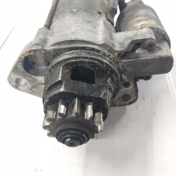 Motor de arranque Nissan X-Trail 2.2 DI OE 233008H801 image 6