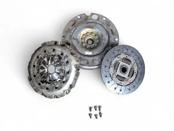 Volante Audi A4 B8 facelift 2014 0B2105266T image 2