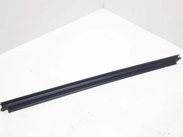 Capa para pára-brisas Mercedes-Benz GLC OEM A2537252601 image 4