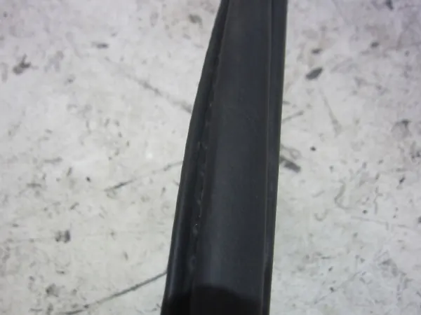 Junta de porta-malas Volvo XC90 OEM 31662424 image 3