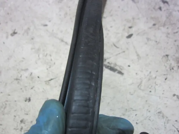 Junta de porta-malas Volvo XC90 OEM 31662424 image 4