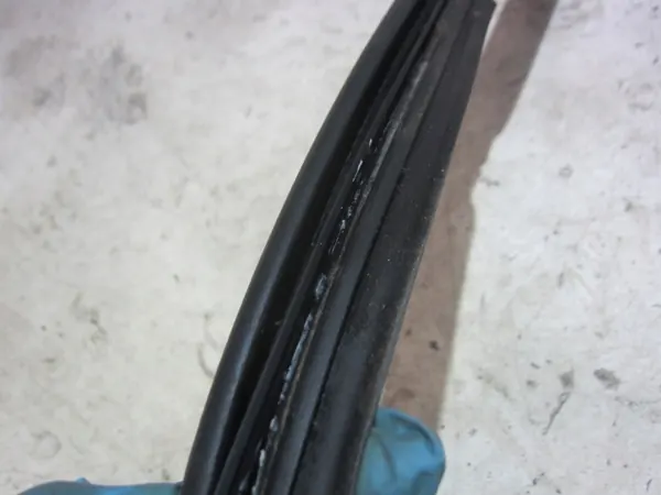 Junta de porta-malas Volvo XC90 OEM 31662424 image 8