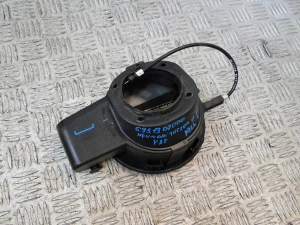 Polttoainekansi OEM 69513-D7000 Hyundai Tucson III Y3Y image 3
