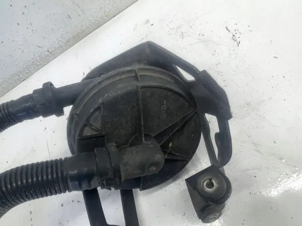 Ilmapumppu OEM 7L0906279 Porsche Cayenne VW Touareg image 3