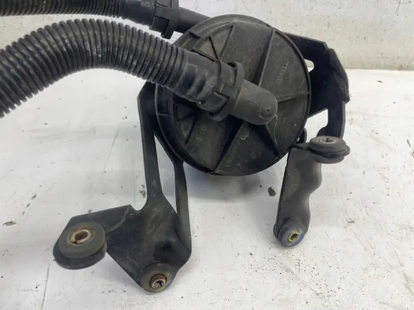Ilmapumppu OEM 7L0906279 Porsche Cayenne VW Touareg image 5