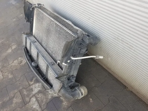 Mercedes radiator-set OEM A2045004103 voor C-Klasse W204 image 4