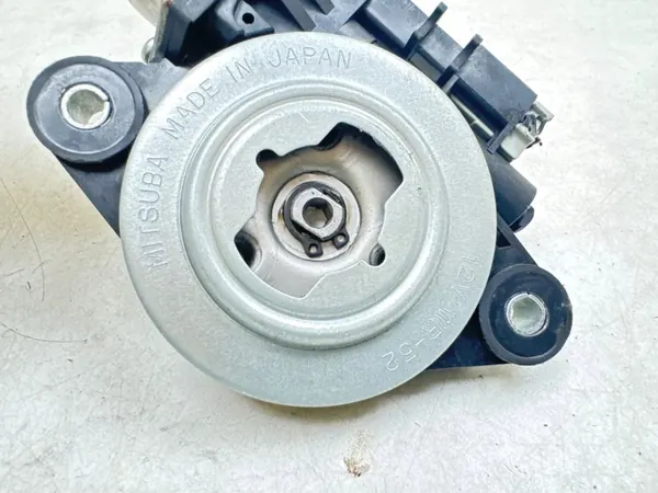 Motor de techo solar Honda OE usado para 2005 Accord image 3