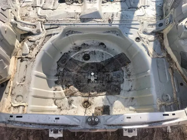 OEM 1C0 takakonttiköysi Toyota Auris I HB 5D:lle image 3
