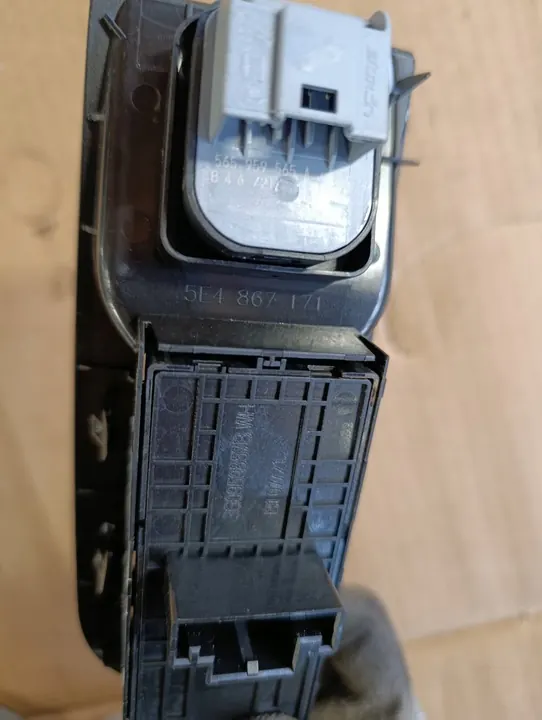 Fensterschalter vorne links SKODA OCTAVIA IV 3G0959857B image 4