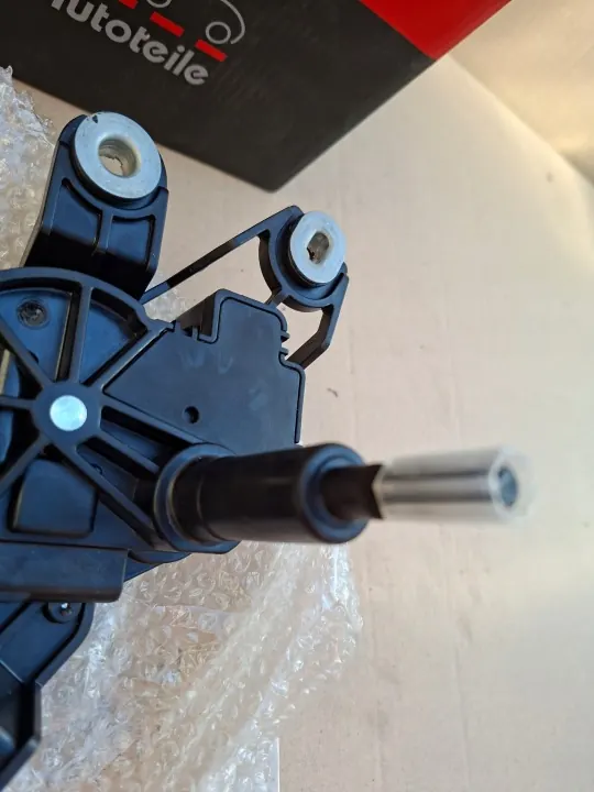 Motor limpiaparabrisas trasero OEM 1K6955711C VW image 5