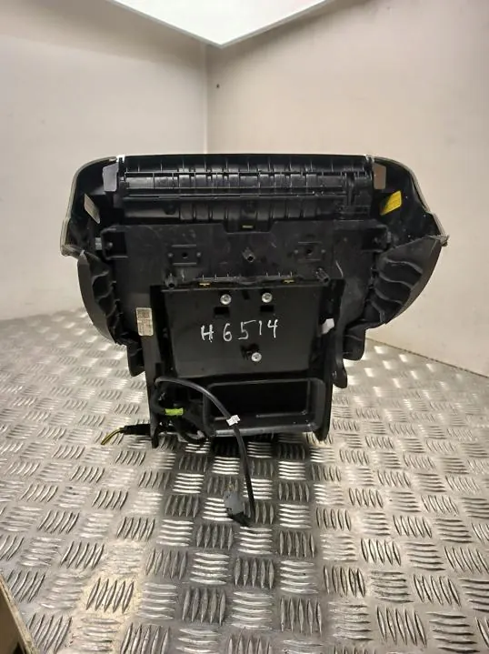 Tesla Model 3 2020 mittkonsoll OEM 108789700B image 7