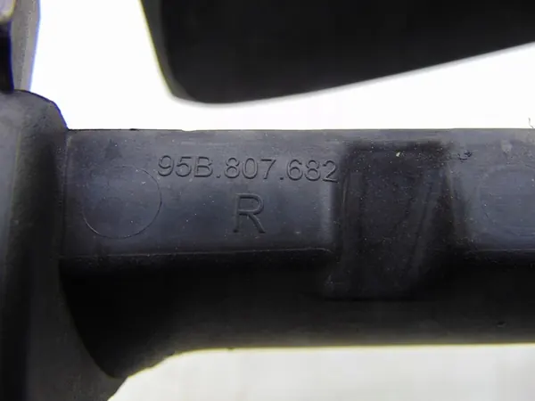 Rejilla de parachoques derecha PORSCHE MACAN 95B807682 1E0 image 8