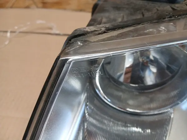 Farol Dianteiro Direito Volkswagen Touareg I 02-06 image 3