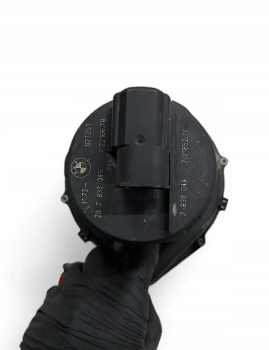 Pompe à air secondaire OEM 7832045 pour BMW E46 M3 S54B32 image 3