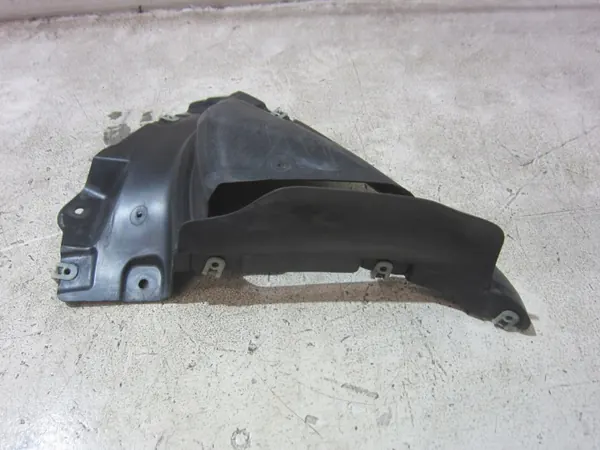 BMW X5 F15 Alempi Puskuri Lokasuoja Vasen OEM 51717304045 image 5