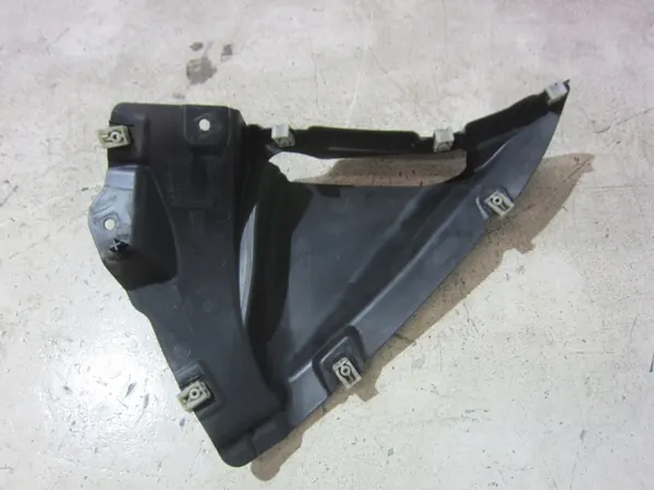 BMW X5 F15 Alempi Puskuri Lokasuoja Vasen OEM 51717304045 image 6