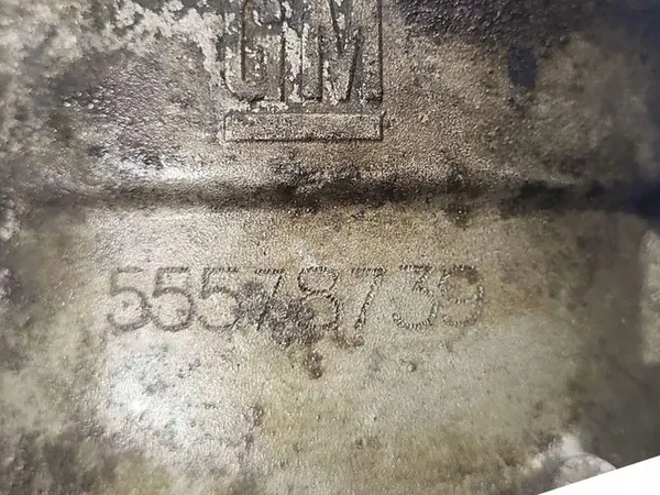 Oljefilterfäste OPEL INSIGNIA A 2.0L diesel image 6