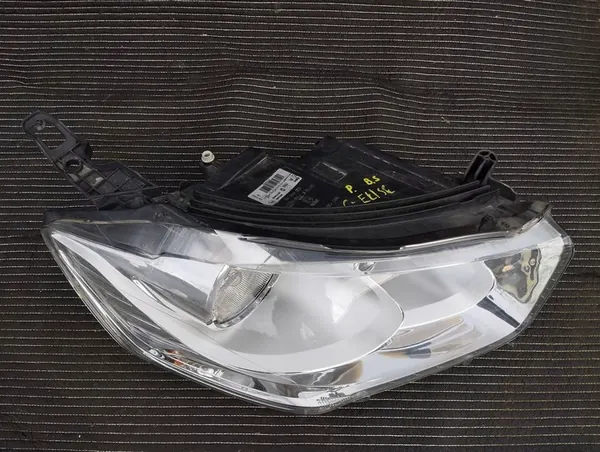 Faros Delantero Derecho Citroen C-Elysée II image 2
