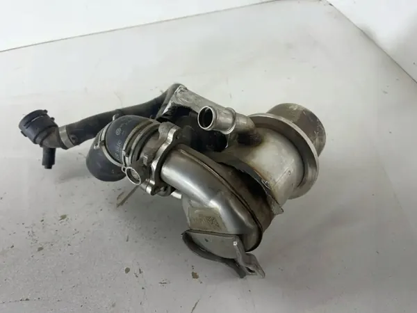 Pièce moteur OEM 100038A0 pour Volkswagen Golf VI image 2