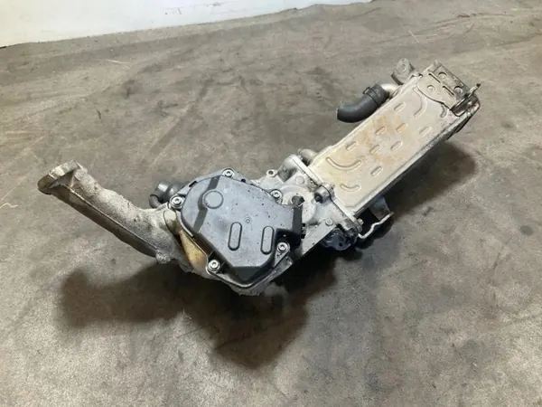 EGR-jäähdytin OEM 0072F Mercedes-Benz Sprinter 3-T:lle image 2