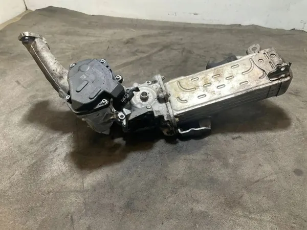 EGR-jäähdytin OEM 0072F Mercedes-Benz Sprinter 3-T:lle image 3