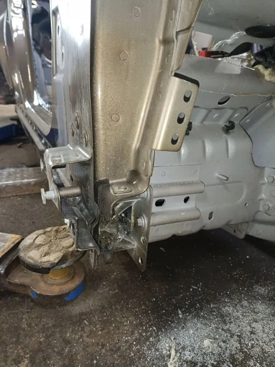 Soleira dianteira Land Rover Defender OEM ARA262539 - Usado image 5