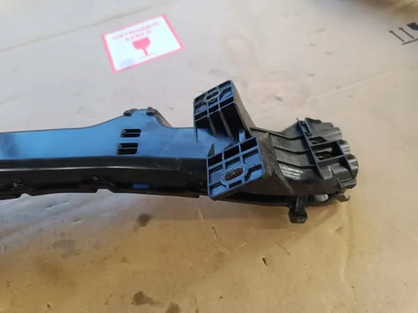 OEM 9821986180 Cache-fils batterie Opel - Occasion image 7