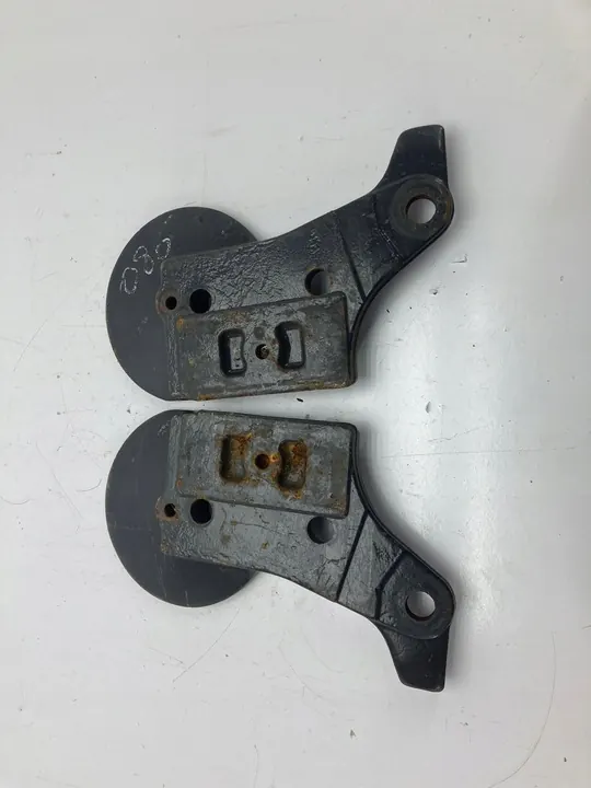 RENAULT PREMIUM DCI Fixation Suspension Avant 3493200 3493100 image 2