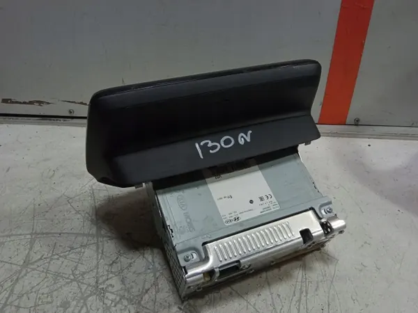Radio Navegación Hyundai I30 N OEM 96550-S0100 image 4